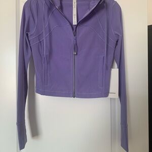 NWT Womens’s Lululemon Mesh Hooded Define Cropped Jacket. Size 4. Slim fit.